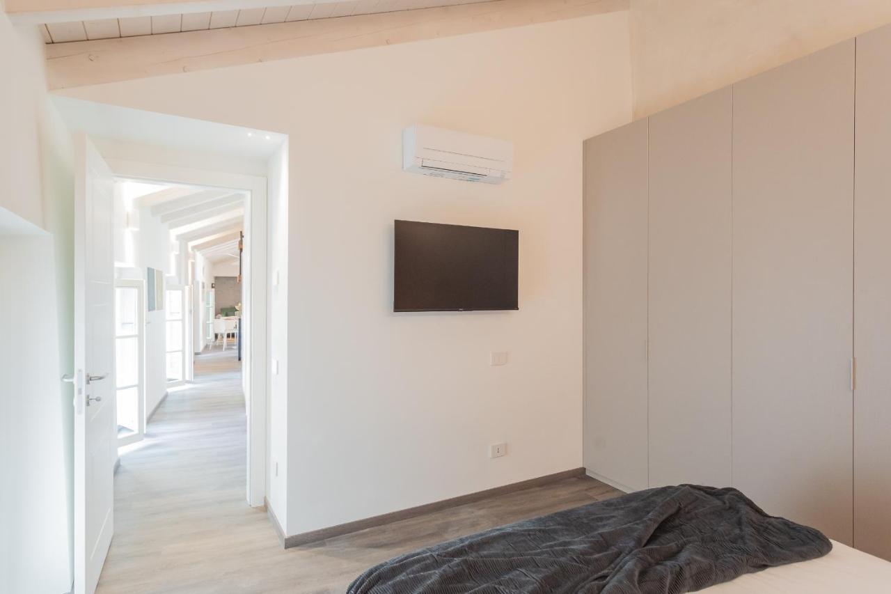 Muralto'S Nest By Rent All Como Exterior photo